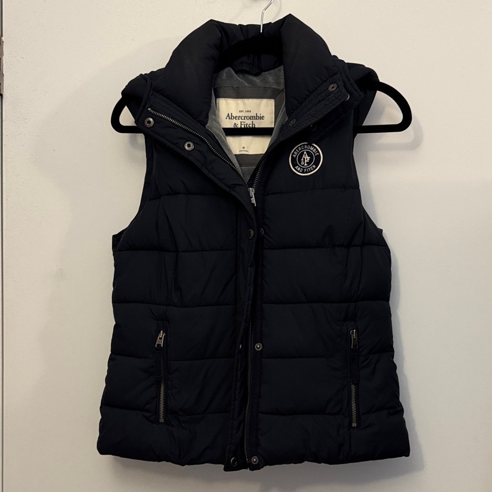 Abercrombie and Fitch navy bubble vest